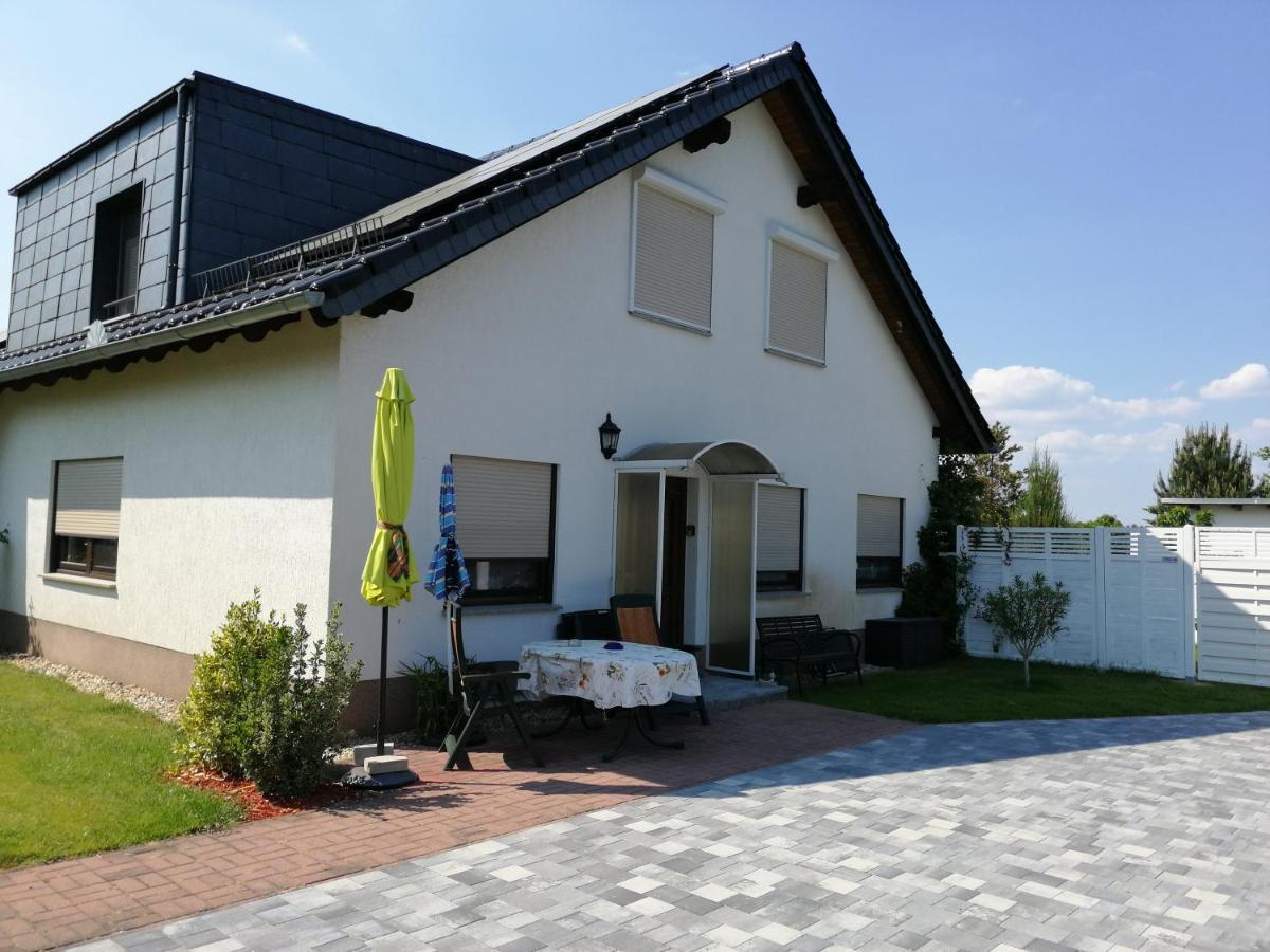 Ruhe Und Bequemlichkeit Apartman Frauendorf  Kültér fotó
